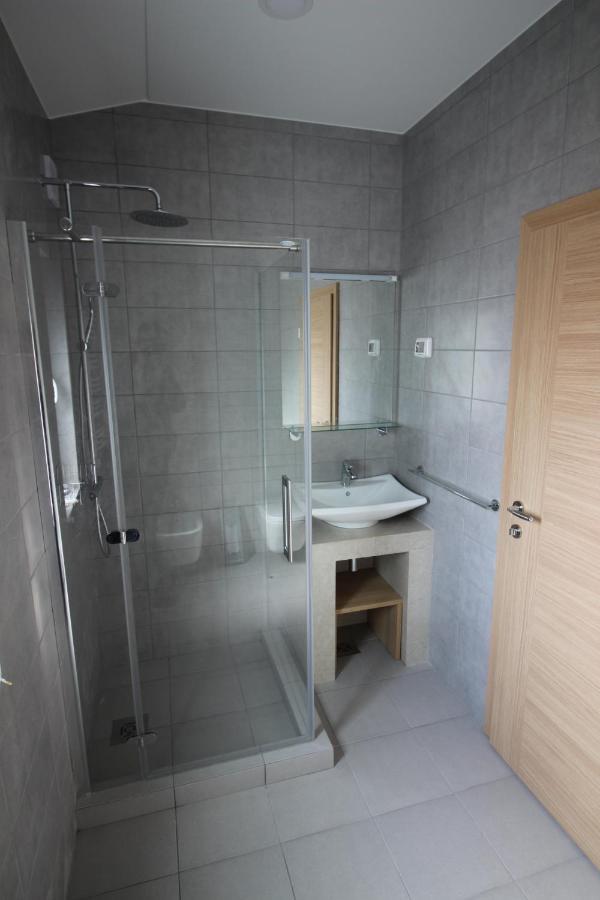 Apartment אומאג מראה חיצוני תמונה