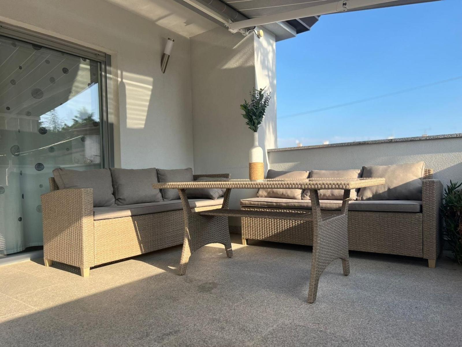 Apartment אומאג מראה חיצוני תמונה