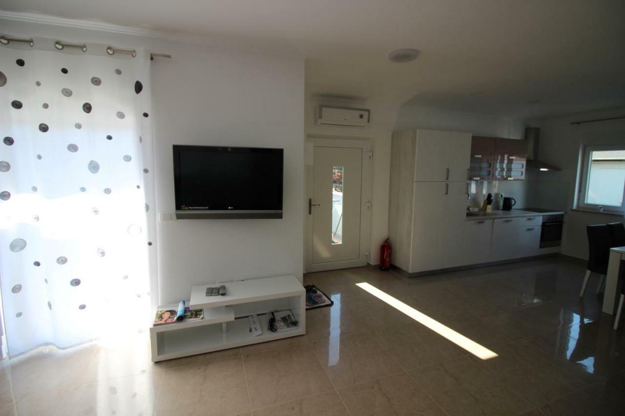 Apartment אומאג מראה חיצוני תמונה