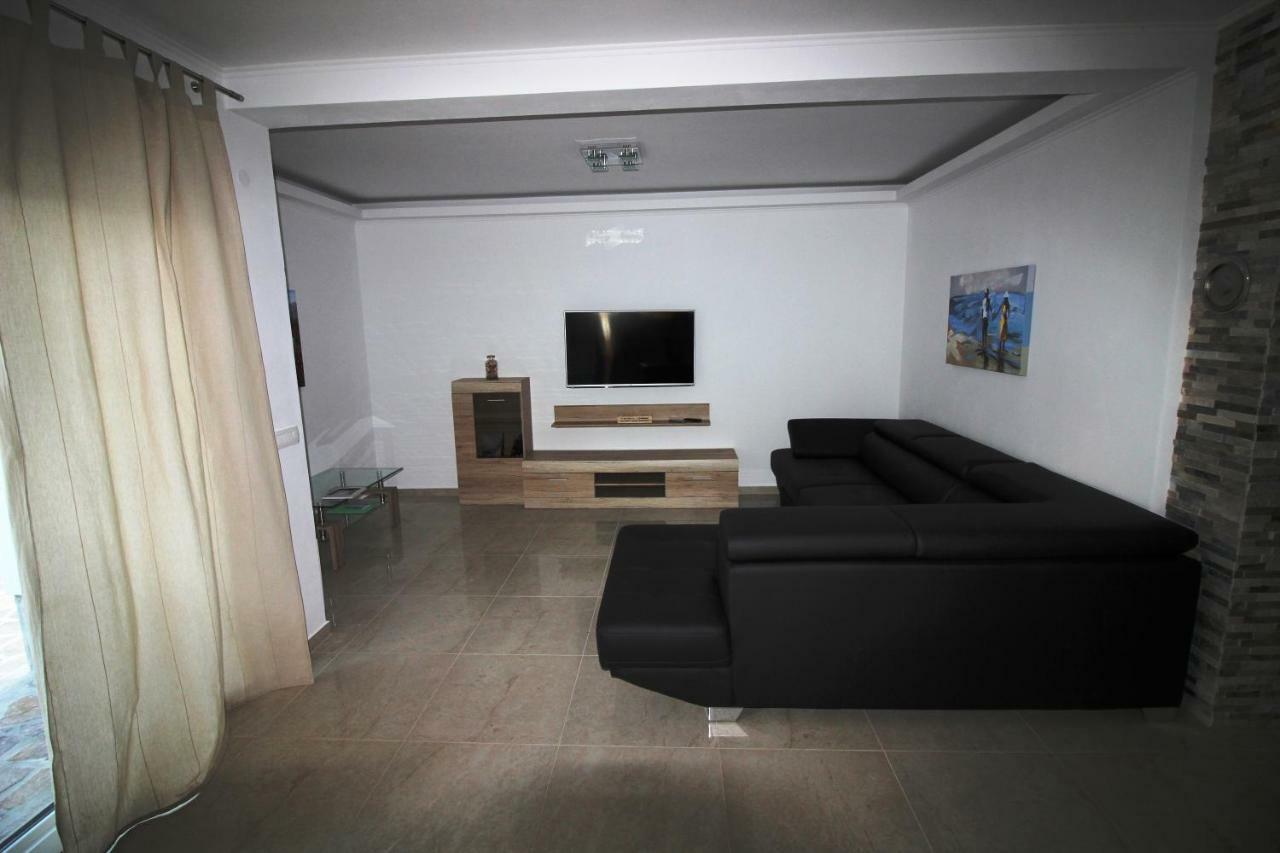Apartment אומאג מראה חיצוני תמונה